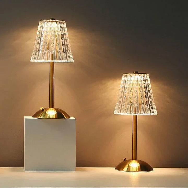 BowLift | – Gold crystal table lamp