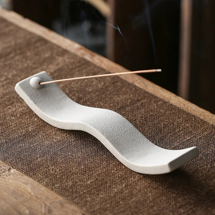 BowLift | Ceramic Incense Holder - ZenWave