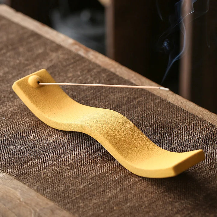 BowLift | Ceramic Incense Holder - ZenWave