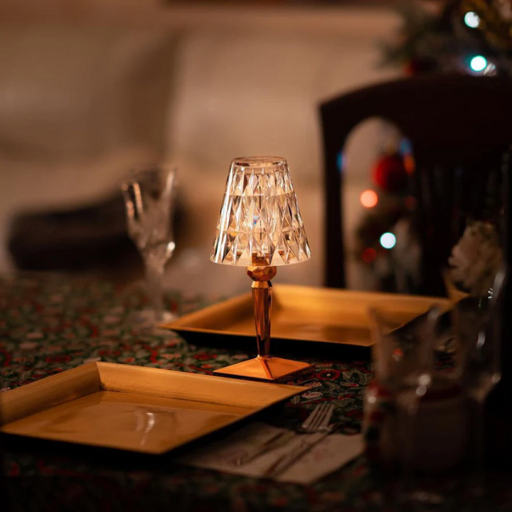 BowLift | Chic Table Lamp with Crystal Design - CrystalLuxe