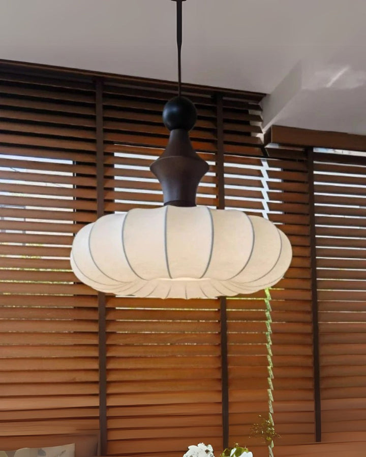BowLift | Silk Soft Table Lamp with Warm Light