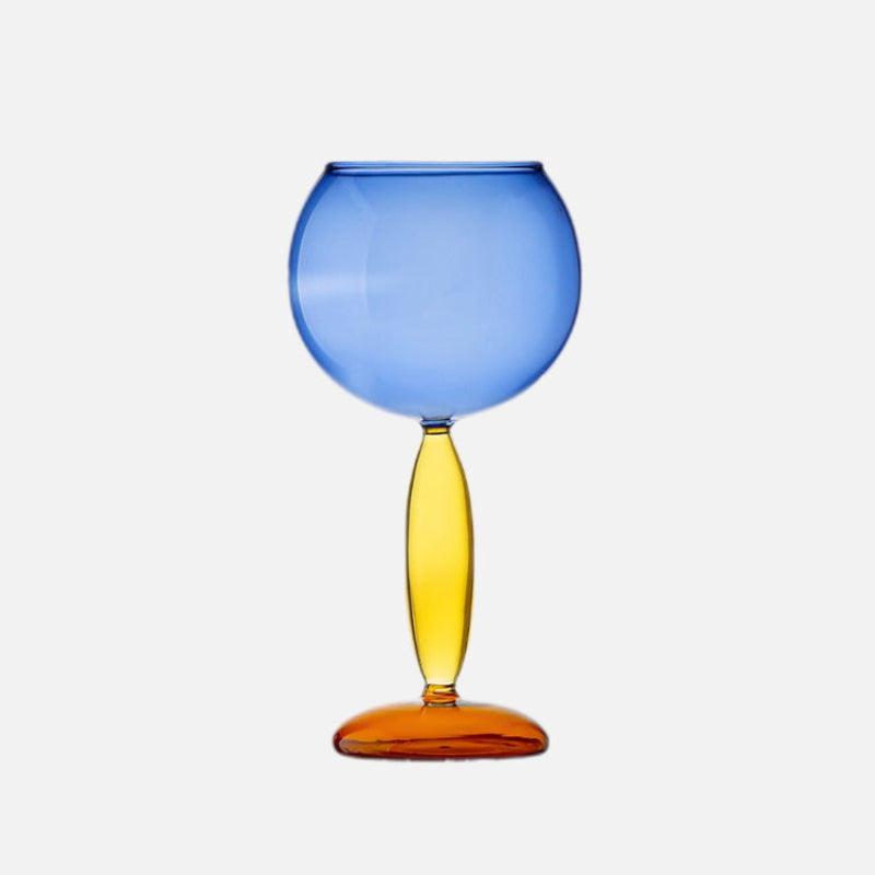 BowLift | Chalice and carafe made of colored glass by Phillips