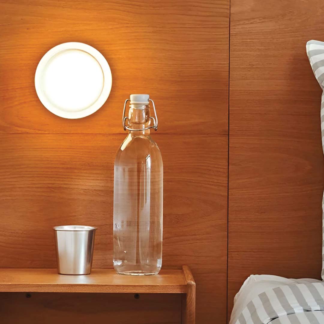 BowLift | Compact Wall Lamp - DimpleGlow