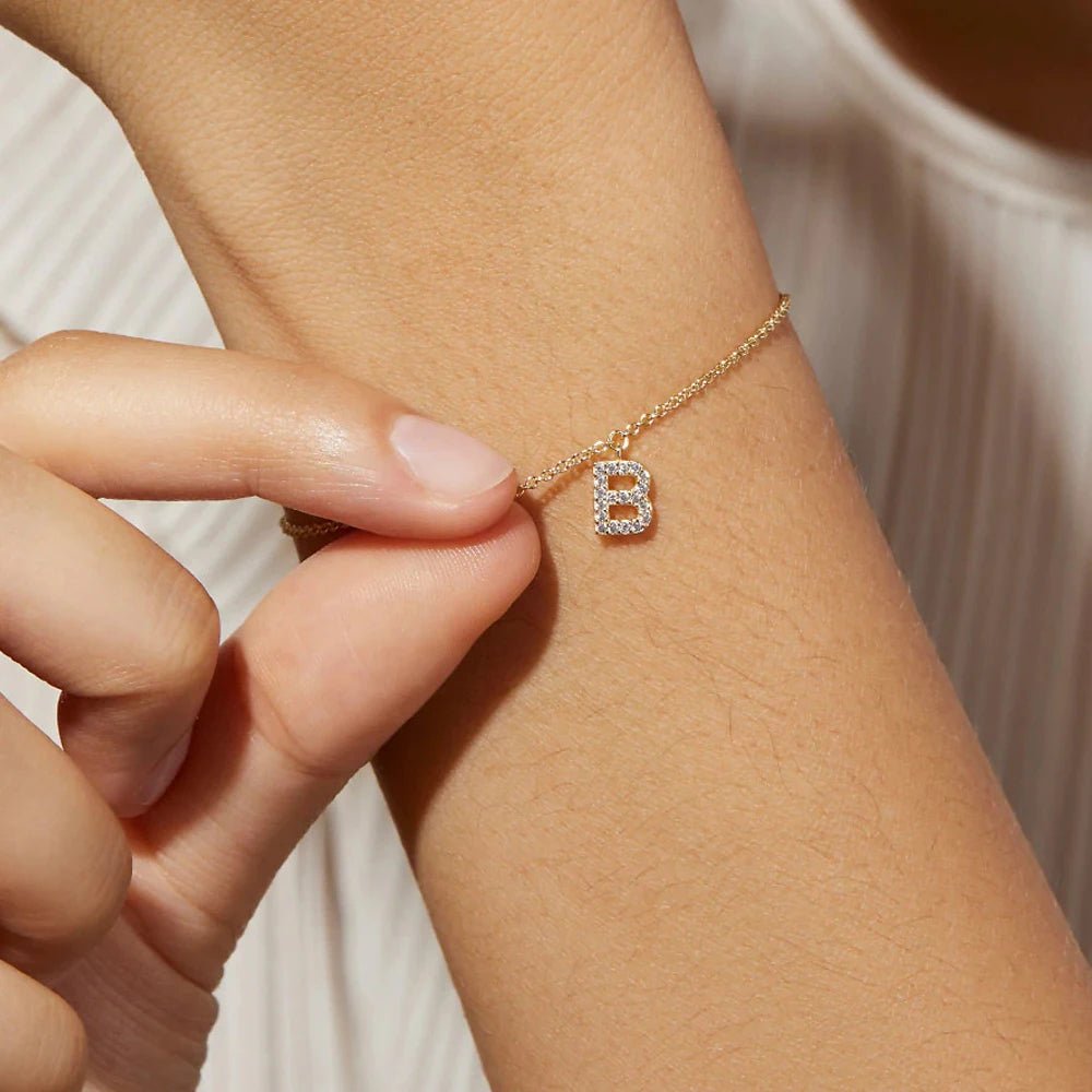 BowLift | Dainty Chain Diamond Initial Bracelet