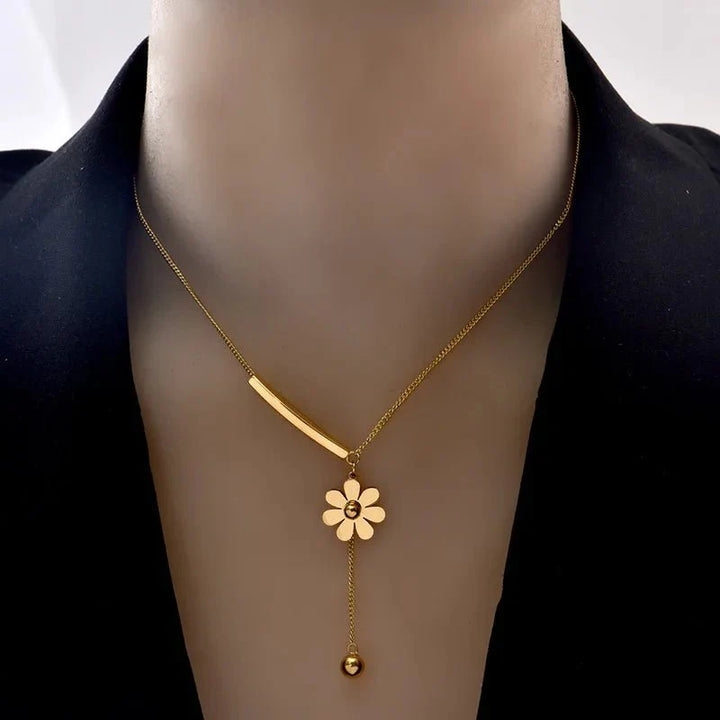 BowLift | Dainty Floral Bar Dangle Necklace