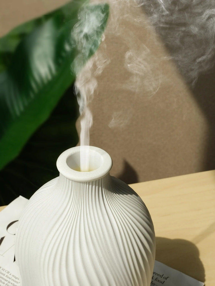 BowLift | VaseMist – Ultrasonic Aroma Diffuser in Modern Vase Design (Resin)