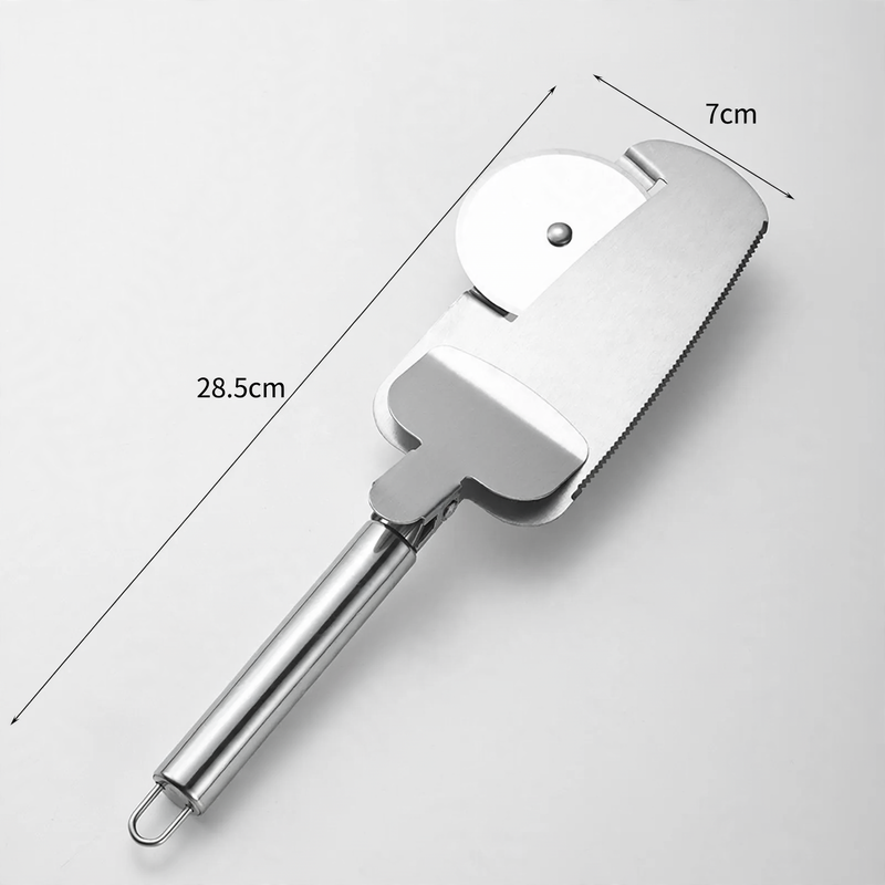 Pizza cutter and cake tool set