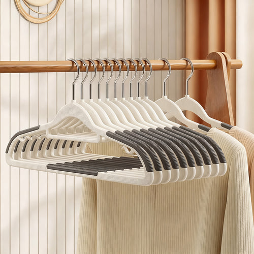 Plastic hanger, non-slip, scratch-free