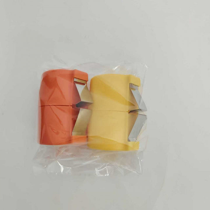 Egg peeler for peeling and separating