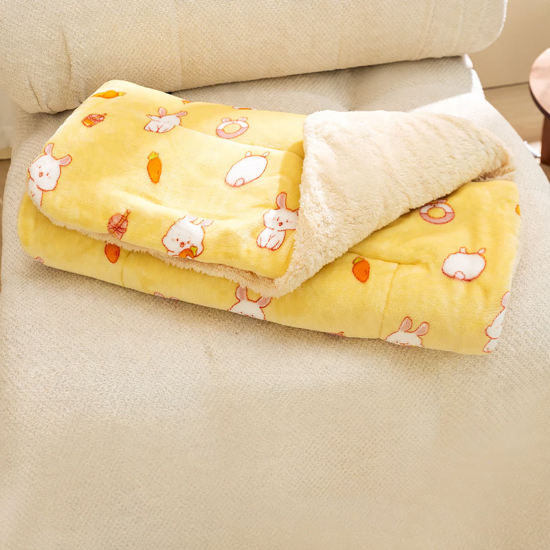 Pet mat made of flannel, warming, different sizes