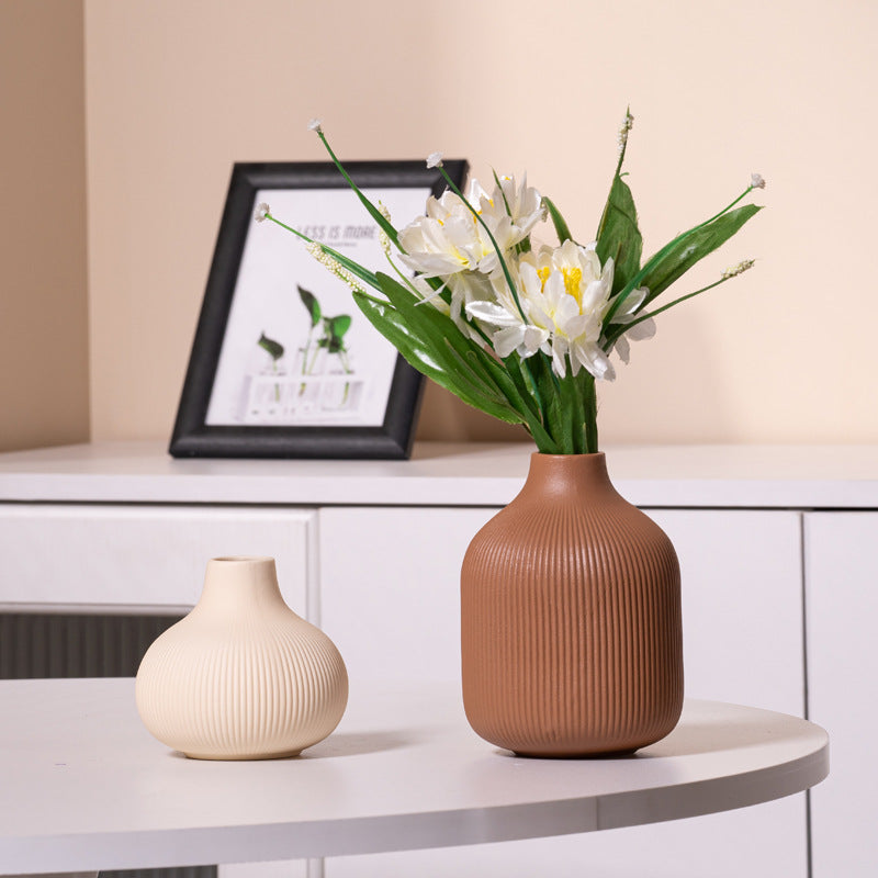 Ceramic flower vase with grooves, modern, white