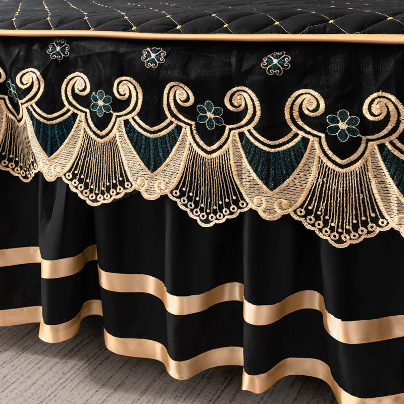 Bed skirt with ruffles, cotton, 1.8 m bed