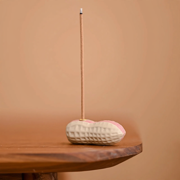 Peanut-shaped incense holder, resin, modern