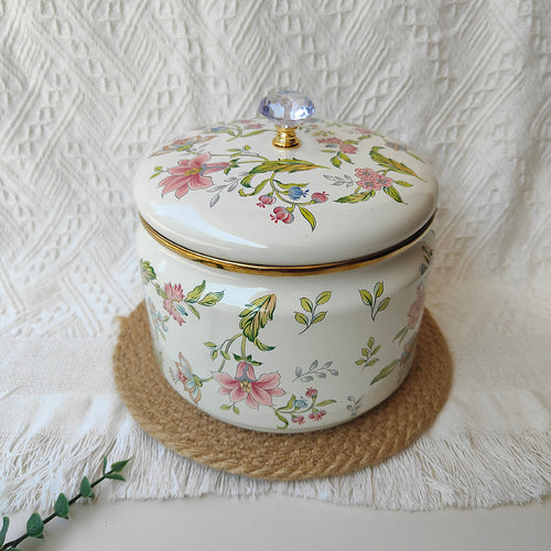 Enamel storage container, oval, 2.4 L, Northern Europe style