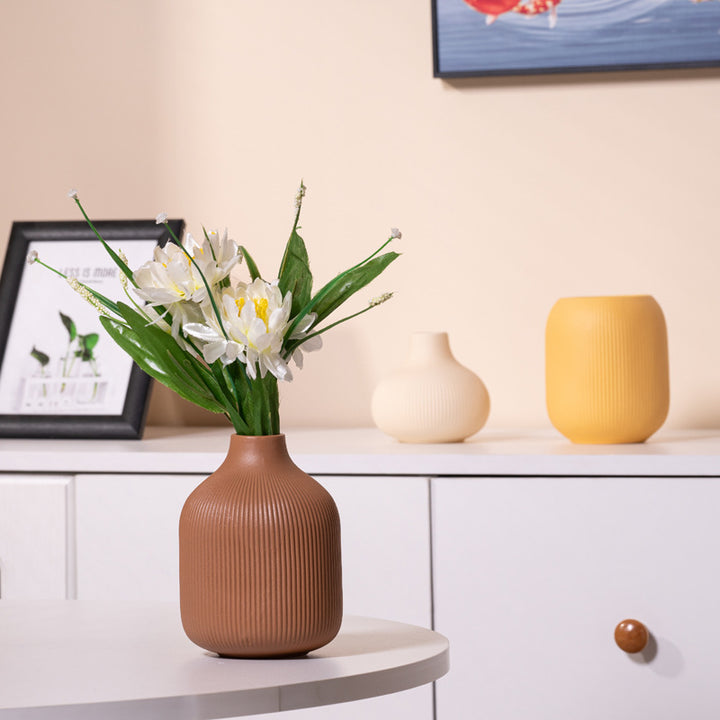 Ceramic flower vase with grooves, modern, white