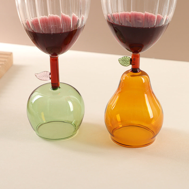 Wine glass, 601–700 ml, spherical shape