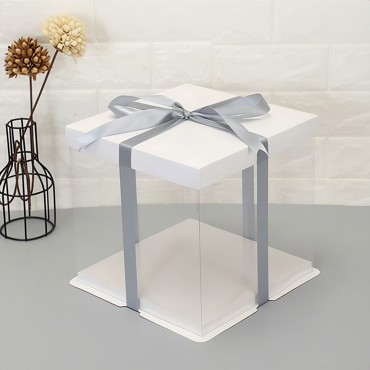 Transparent cake boxes, various sizes