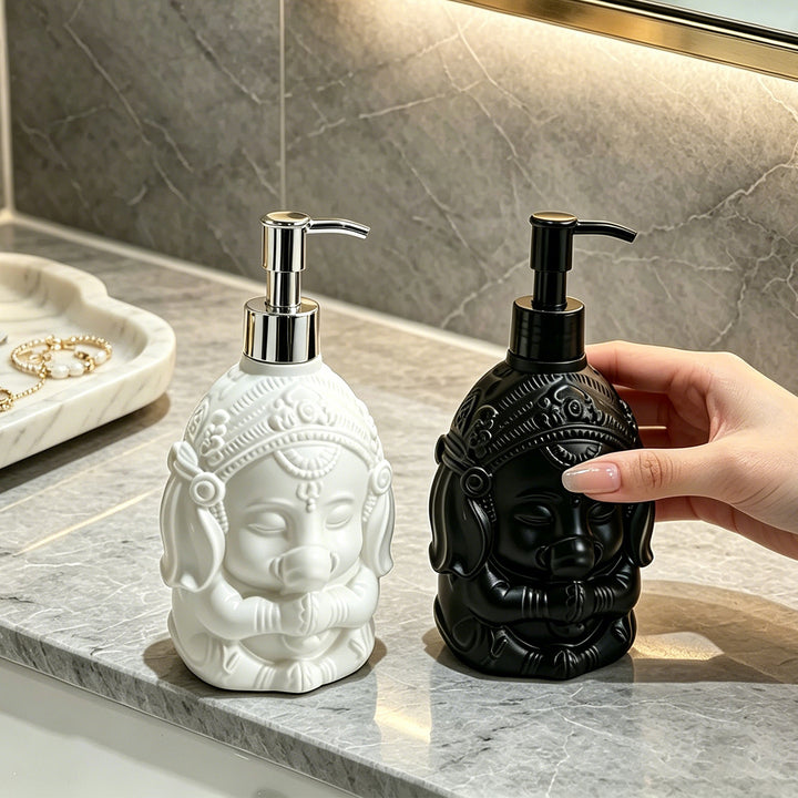 Elephant soap dispenser with pump closure