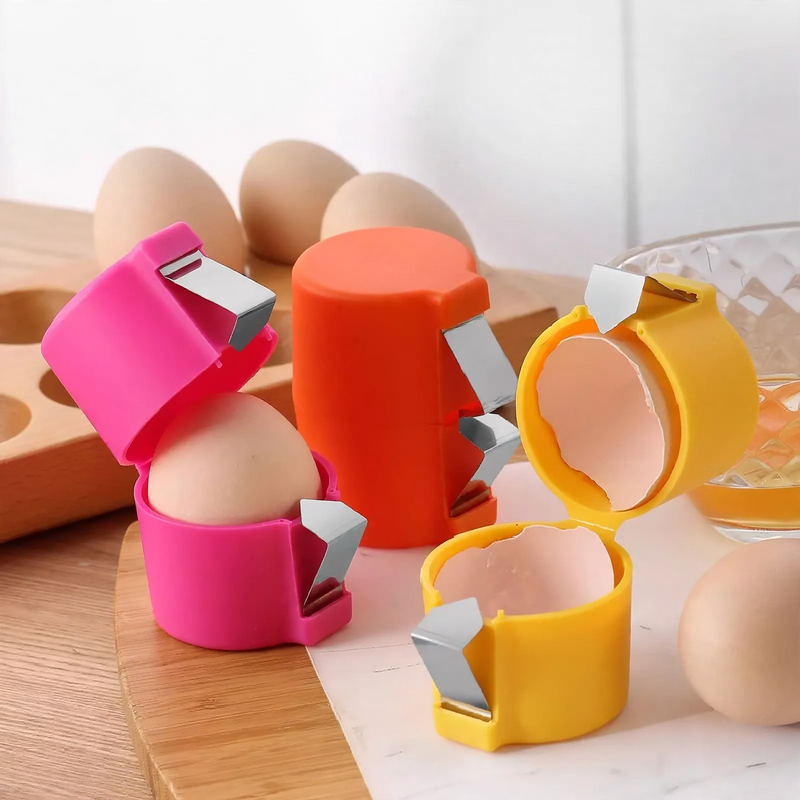 Egg peeler for peeling and separating