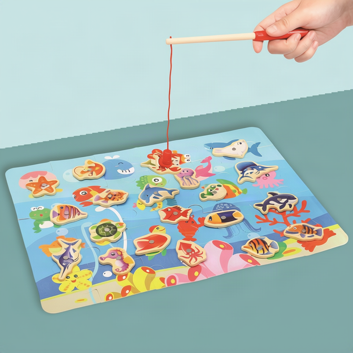 Magnetic fishing game made of wood