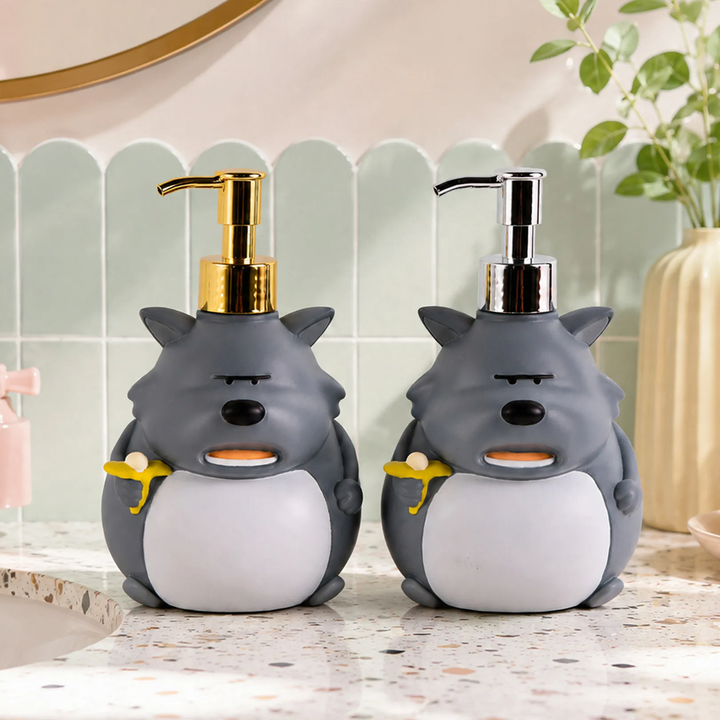 Banana Peel Soap Dispenser with Pump Closure