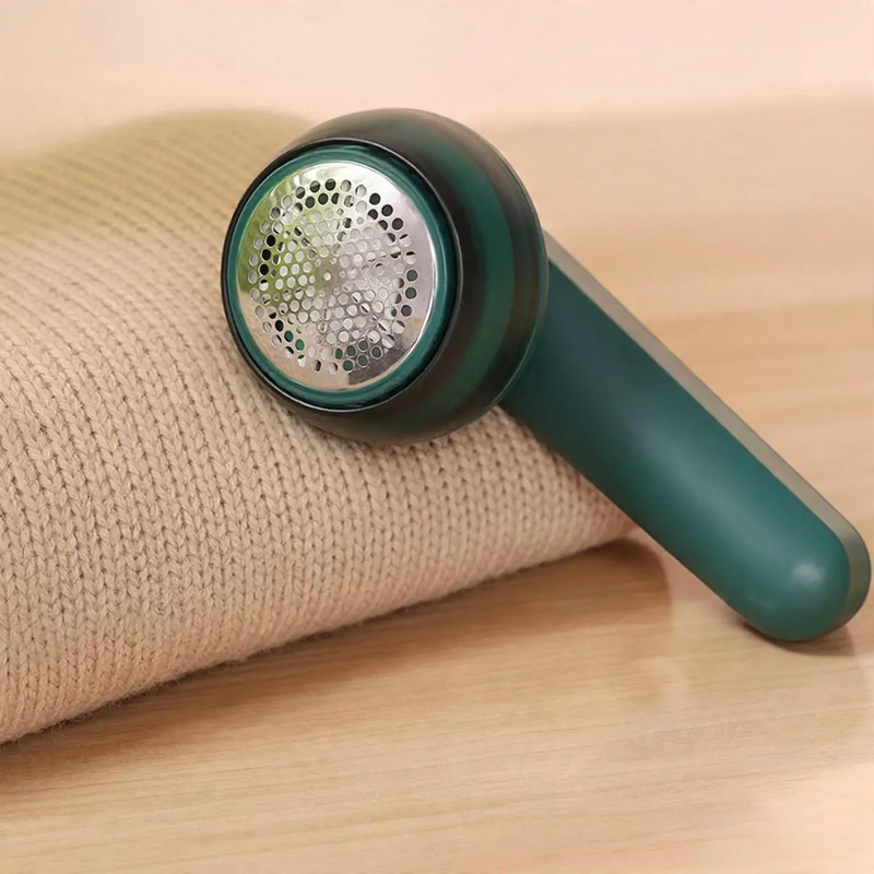 USB Lint Remover for Clothing and Furniture