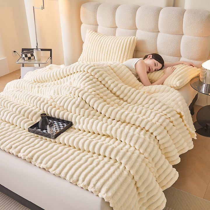 Fleece blanket made of coral fleece, 1500–2000 g