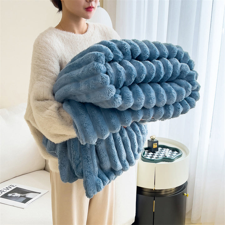 Fleece blanket made of coral fleece, 1500–2000 g