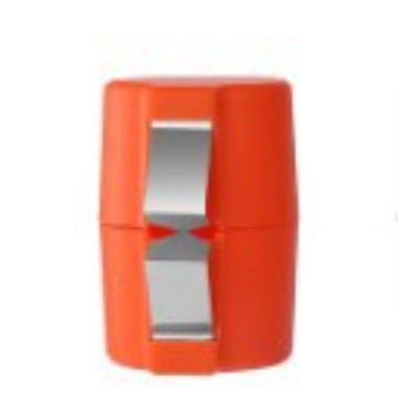 Egg peeler for peeling and separating