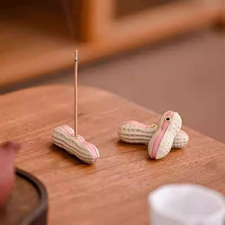 Peanut-shaped incense holder, resin, modern