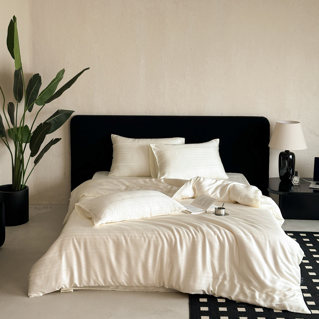 Summer bedding made of Tencel with jacquard pattern