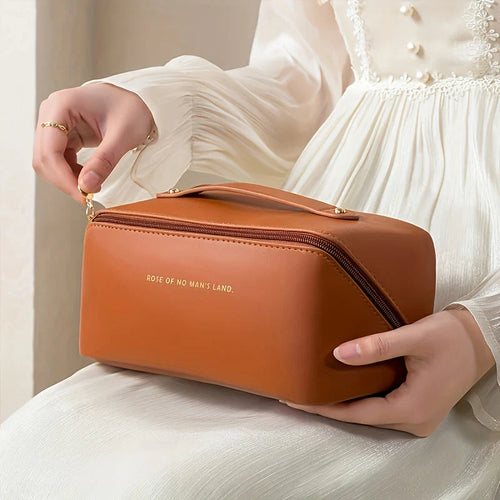 BowLift | Travel-friendly Makeup Organizer with Zipper – Elegant Cosmetic Bag