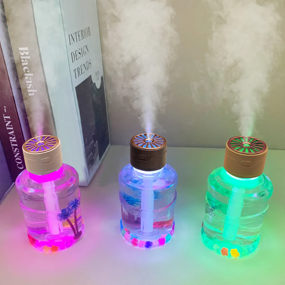 Ultrasonic humidifier with aroma function, portable