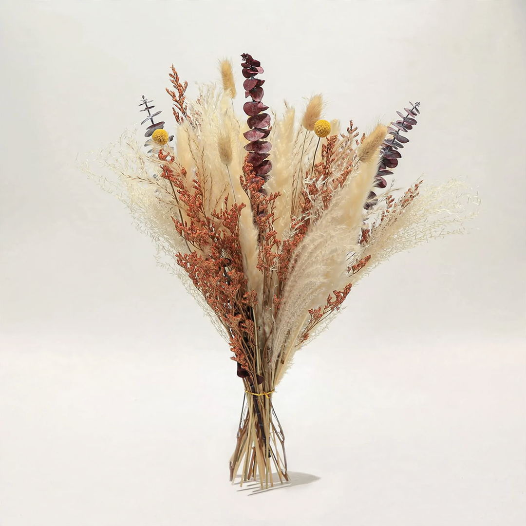 Dried flower bouquet, pampas and natural materials