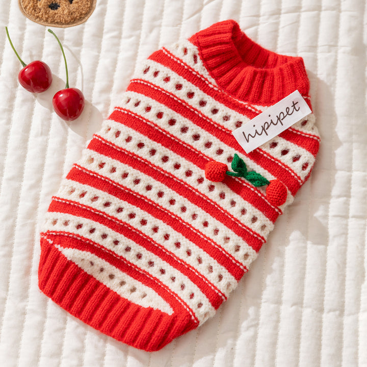 Sleeveless knit vest for cats with hole pattern