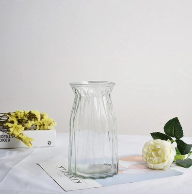 Mini vases made of glass, handcrafted