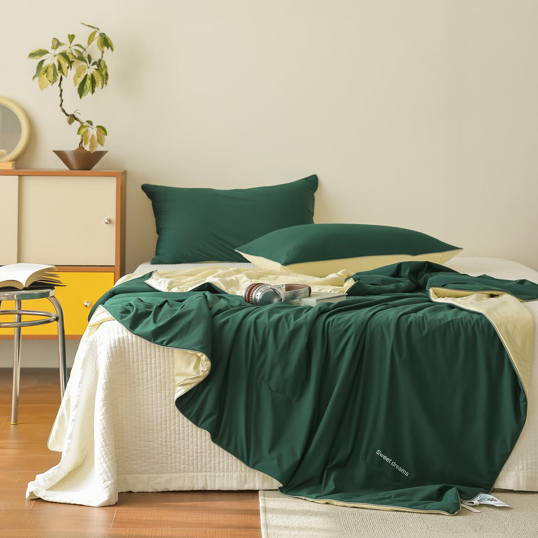 Light summer blanket, machine washable