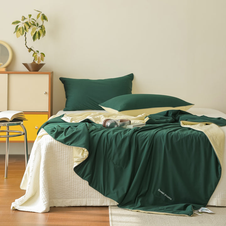 Light summer blanket, machine washable