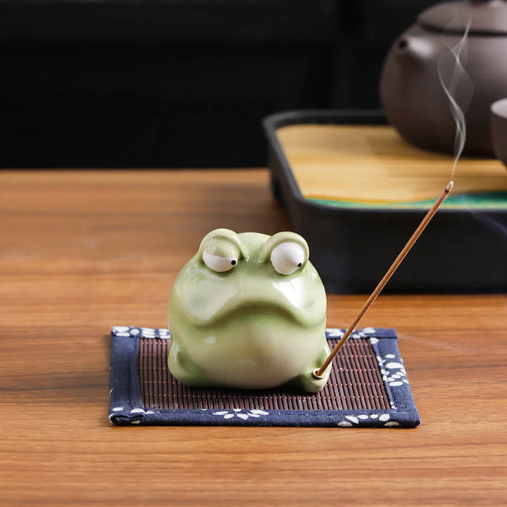Frosch-Incense-Stick-Holder made of Resin