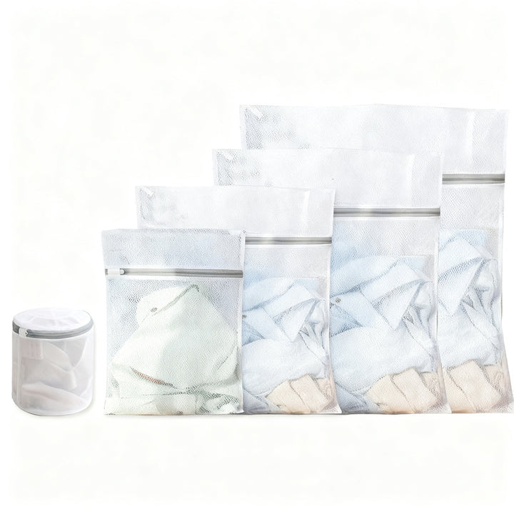 Laundry net made of polyester, fine mesh