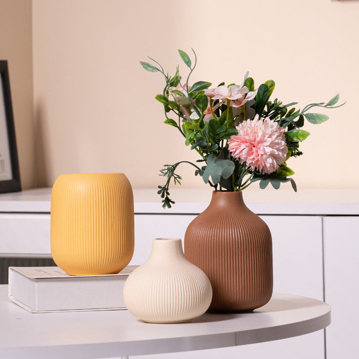 Ceramic flower vase with grooves, modern, white