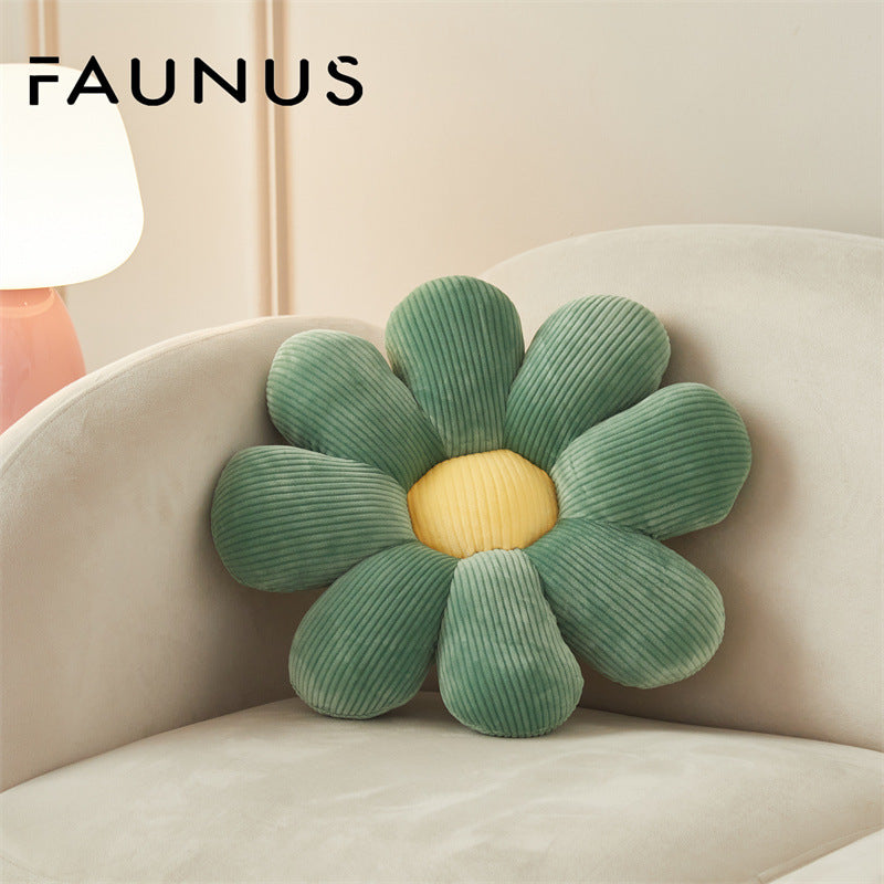 Cushion with floral pattern made of polyester