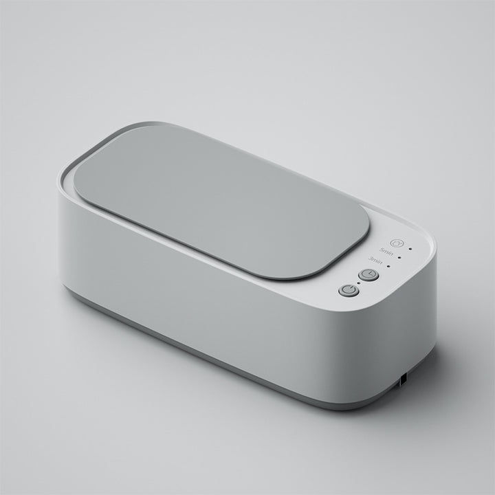 Multifunctional ultrasonic cleaning device