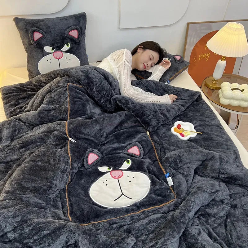 BowLift | Luxury blanket and cushion set for ultimate comfort