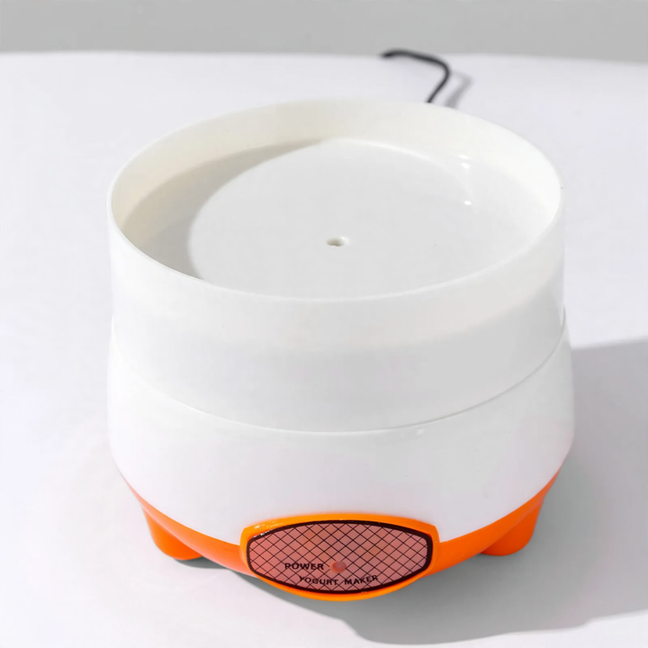 Heated pet drinking bowl made of stainless steel with heating function
