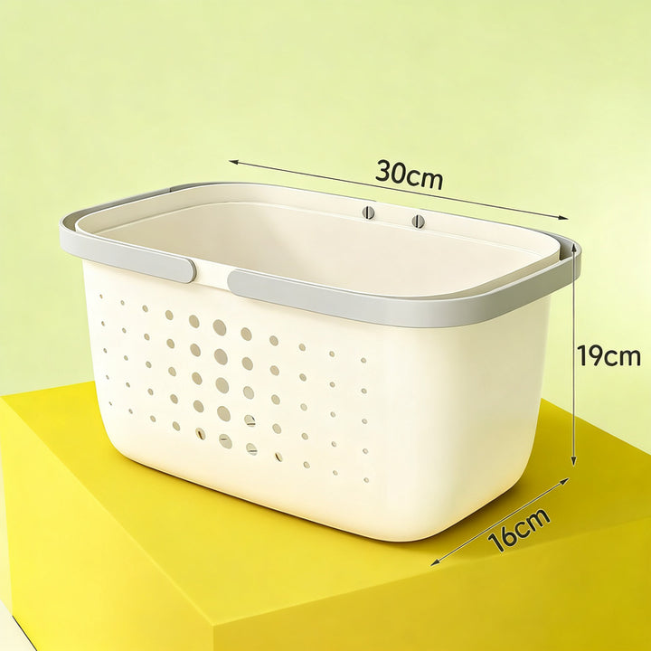 Portable bath basket made of plastic