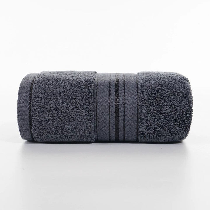 Sports towel made of coral fleece, quick-drying