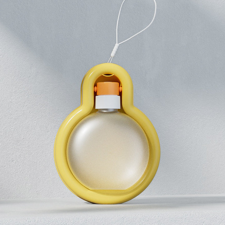Portable drinking bottle for pets
