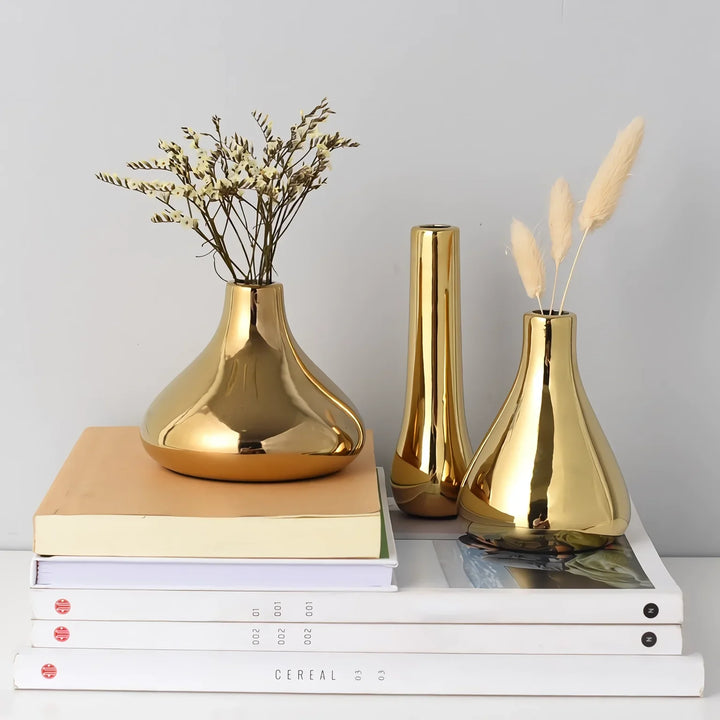 BowLift | Nordic Style Gold Ceramic Vase – Elegant Dry Flower and Water Plant Display
