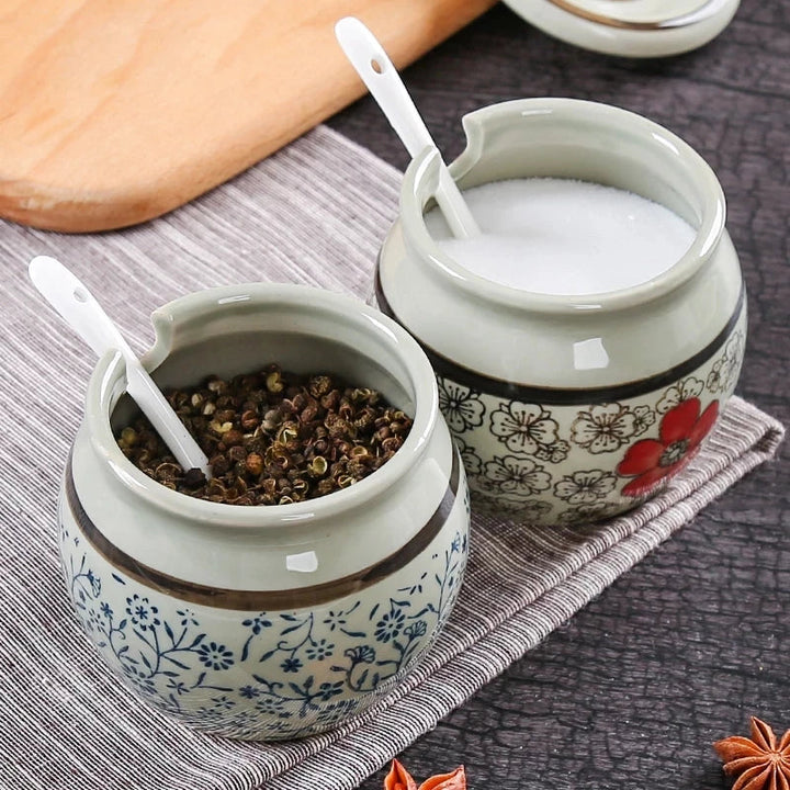 BowLift | Ceramic Salt Shaker and Seasoning Jar